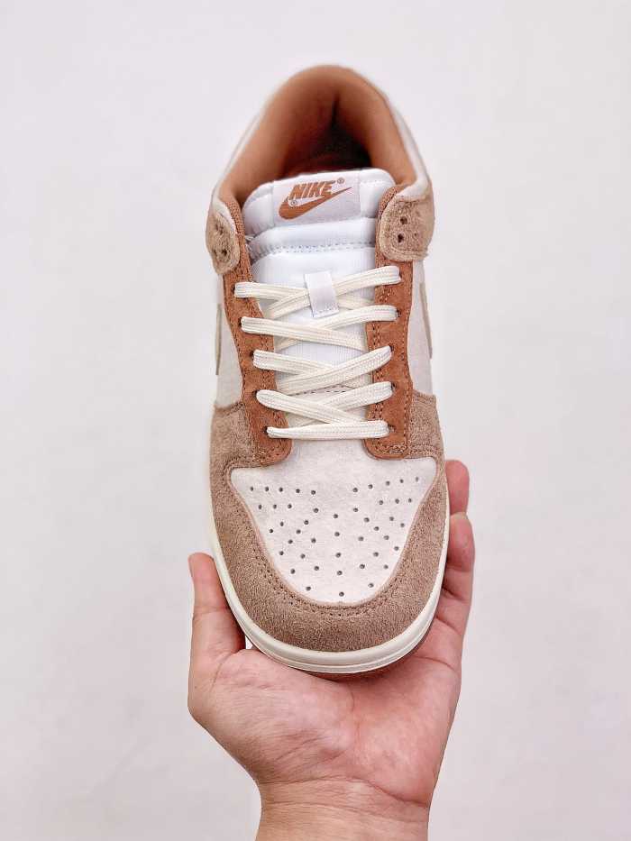 N*ke Dunk Low Medium Curry