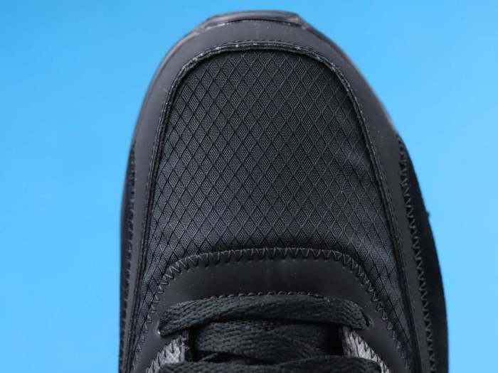 N*ke @ir Max 90 Off White Black