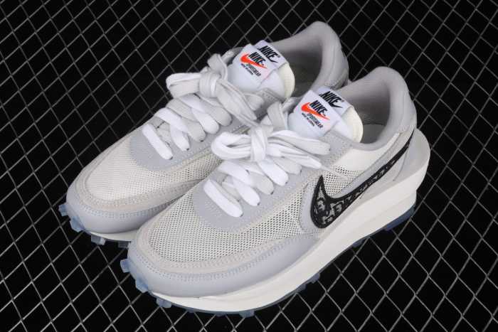 Dior x S@cai x Nk LVD Waffle Daybreak, Swoosh Silver