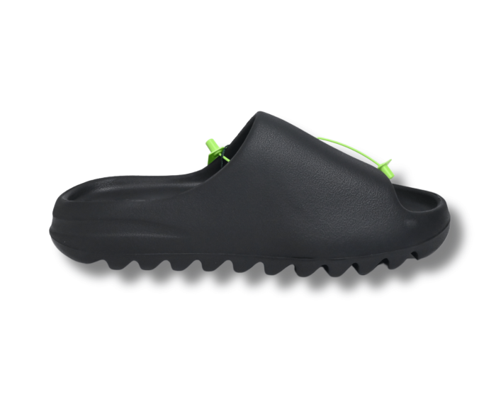 @didas Yeezy Sl*de Onyx