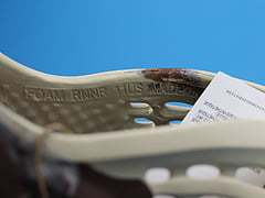 @didas Yeezy Fo@m RNNR Cream Clay
