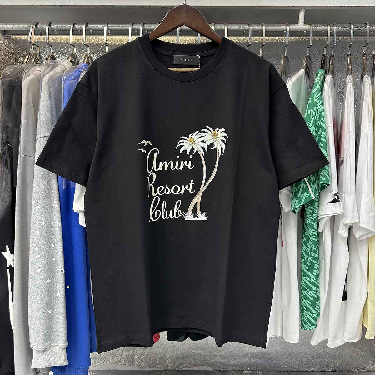 Amiri Handwritten Letter Coconut Tree Print Tee detail photo 16