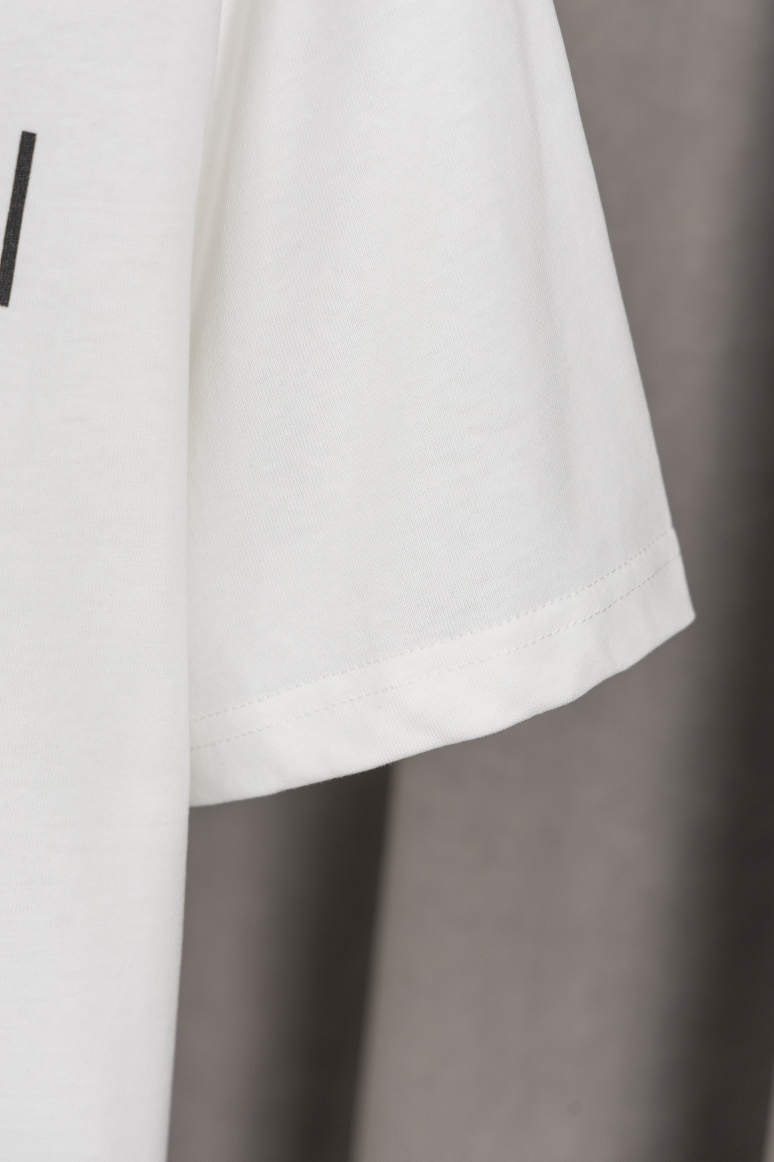Amiri Huge Claws Print Tee detail photo 10