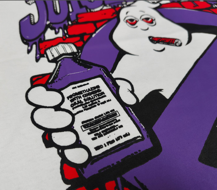 Cough syrup JUICEBUSTERS Print Tee