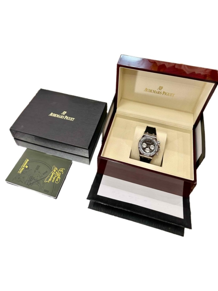 Royal Oak Diamond-Set Black Dial Quartz Movement Watch【Dial diameter：38mm】