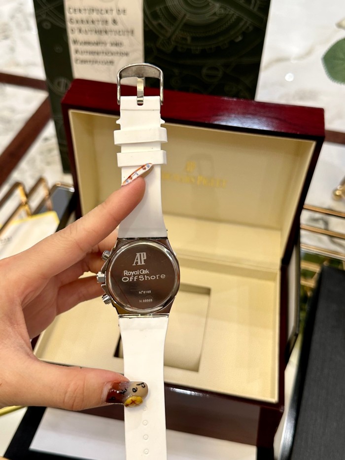 Royal Oak Diamond-Set White Dial Quartz Movement Watch【Dial diameter：38mm】