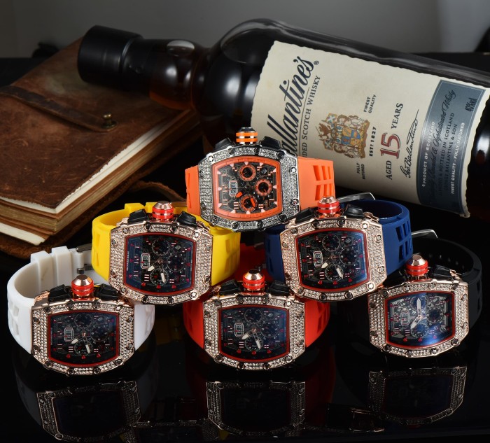 Silicone Strap Tonneau Shaped Cubic Zirconia Inlay Quartz Movement Watch 12 colors