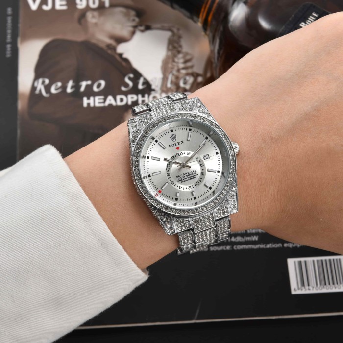 Sky-Dweller Style Dual Time Zones Cubic Zirconia Inlay Quartz Movement Watch 17 colors
