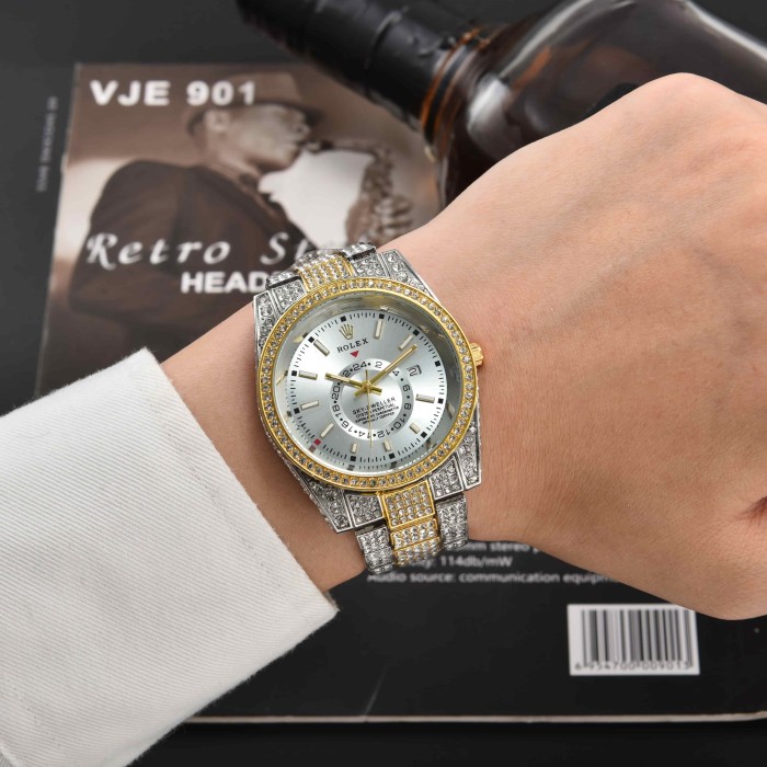 Sky-Dweller Style Dual Time Zones Cubic Zirconia Inlay Quartz Movement Watch 17 colors