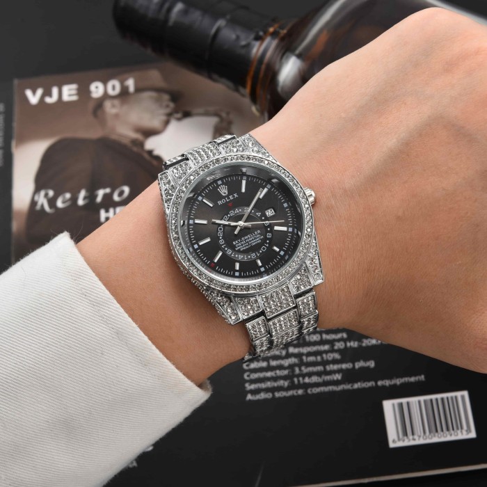 Sky-Dweller Style Dual Time Zones Cubic Zirconia Inlay Quartz Movement Watch 17 colors