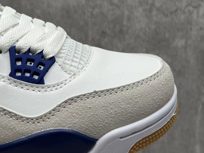 N*ke SB x Air Jord@n 4 Retro 'NAVY'