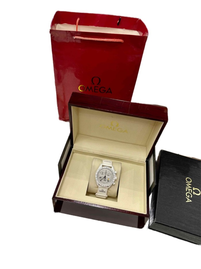 Seamaster Aqua Terra Snoopy White Dial Quartz Movement Watch【Dial diameter：40mm】
