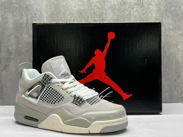 Air Jord@n 4 Retro 'Light lron Ore'