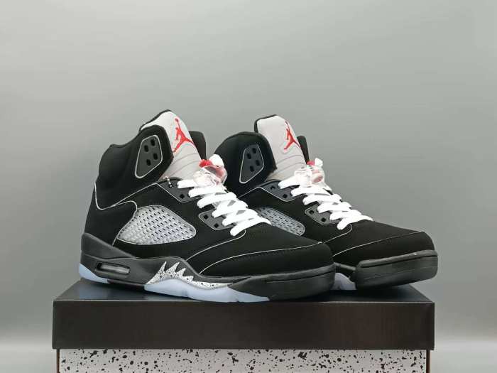Air Jord@n 5 Retro 'Black Metallic'