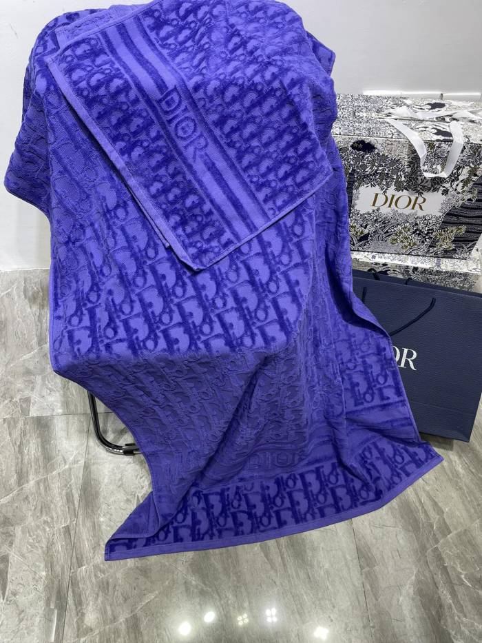Solid Color Letter 3D Jacquard Bath Towel Set 3 colors
