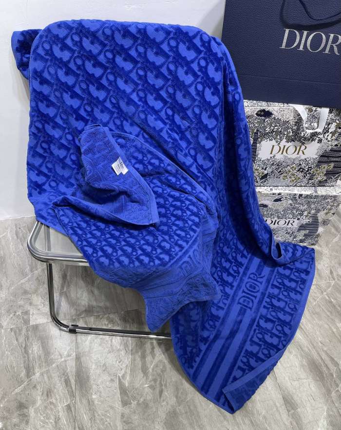 Solid Color Letter 3D Jacquard Bath Towel Set 3 colors