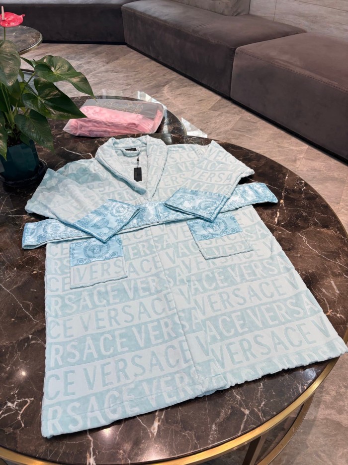 Medusa Barocco Print Sleeve Cotton Bathrobe 2 colors