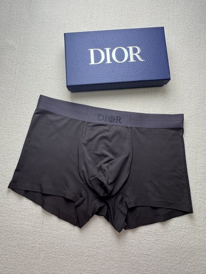 Modal Seamless Cut Men's Underwear 3 pieces per box