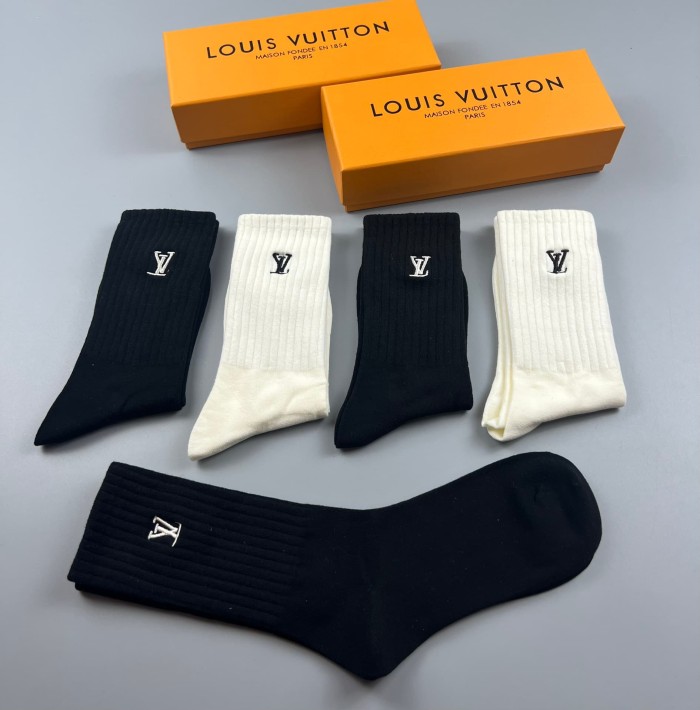 Autumn and Winter Logo Jacquard Vertical Stripe Socks 5 Pairs per Box