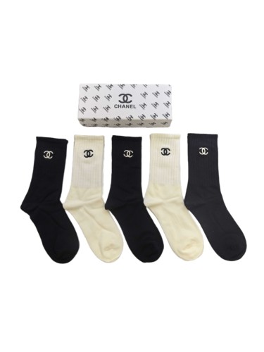 Autumn and Winter Double C Jacquard Vertical Stripe Socks 5 Pairs per Box
