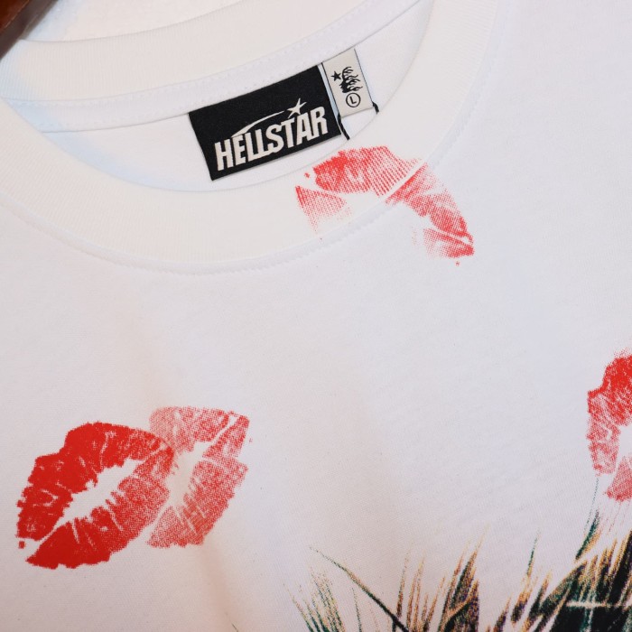 Hellstar Kiss Mark Double-Sided Print Washed Streetwear Tee 2 colors