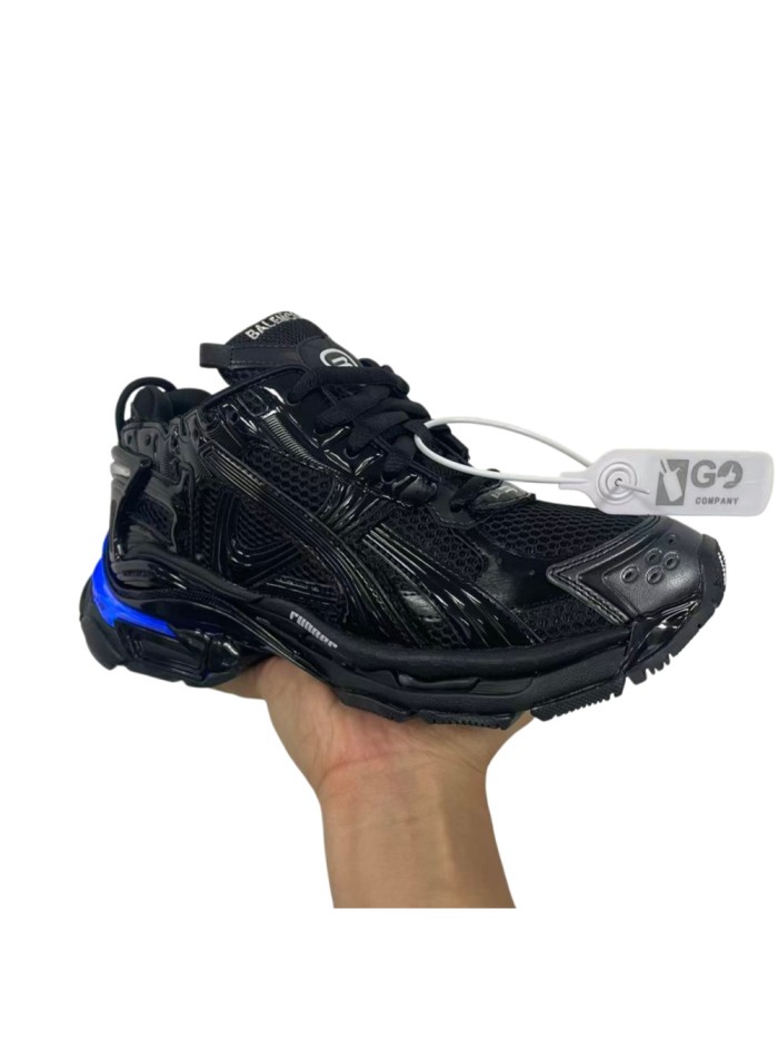 1:1 quality version Runner 7.5 LED Sneakers