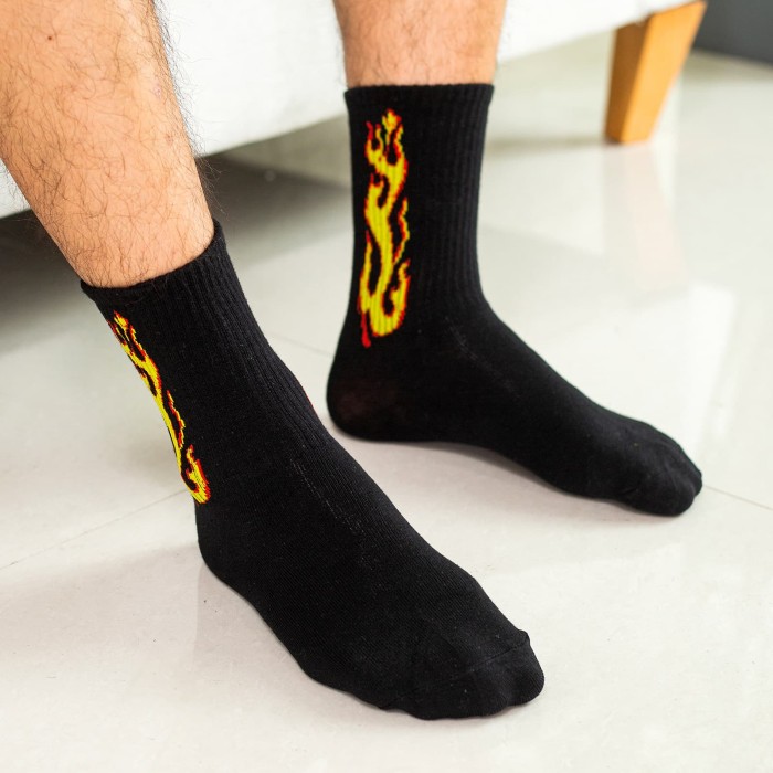 Fashionable sports mid-calf men's socks 25 colors