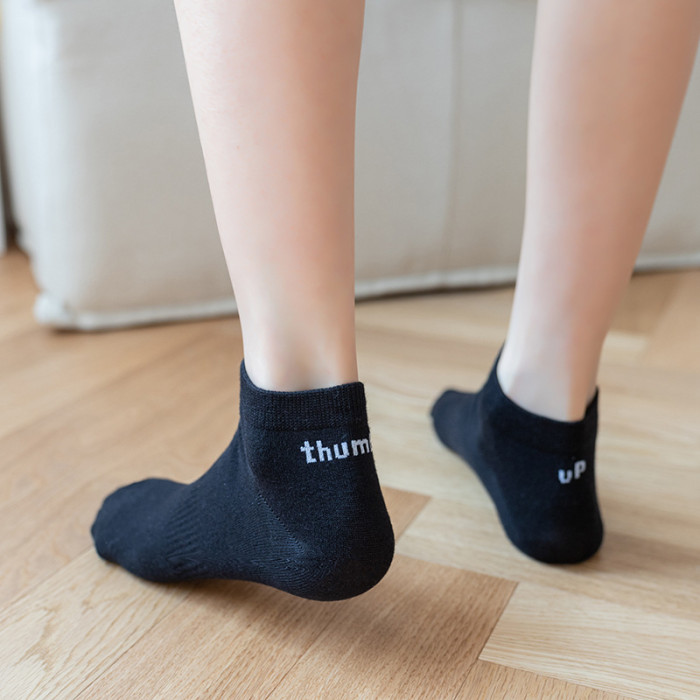 Followed by letters men's boat socks 4 colors