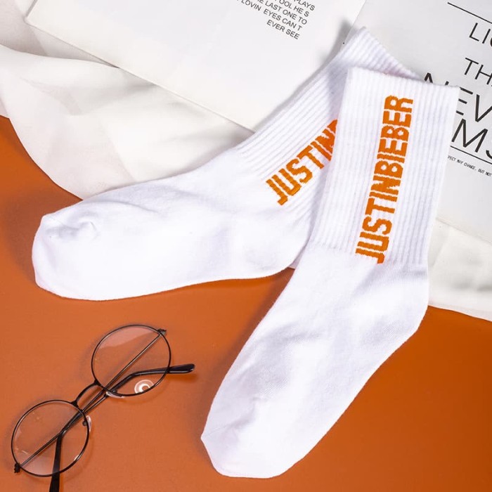 Fashionable sports mid-calf men's socks 25 colors