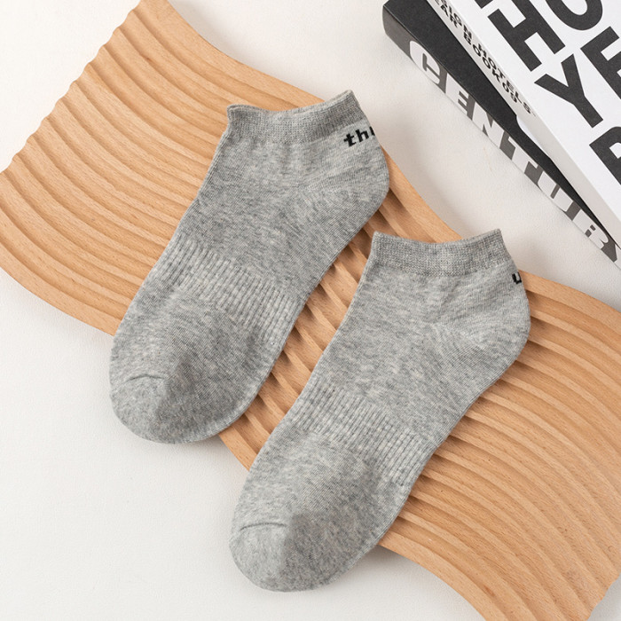 Followed by letters men's boat socks 4 colors