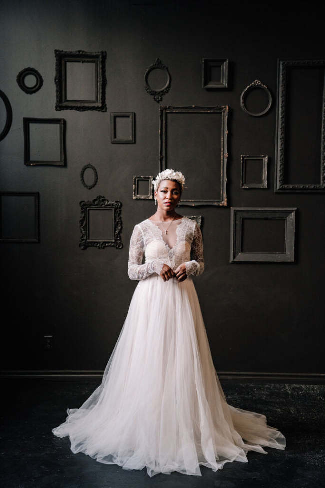 WATTERS  RUTLEDGE  Tulle A-line Ilusion Lace Sleeves size 6