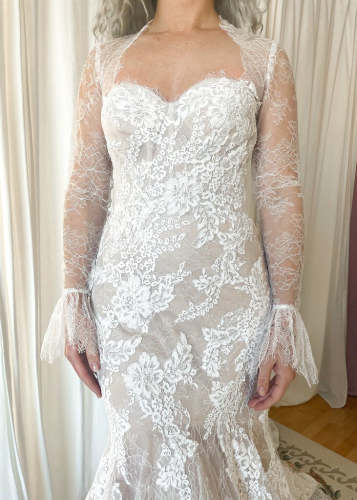 -NEW- WATTERS Lace Trumpet Full Lace Sleeve Queen Ann Neckline Size 10