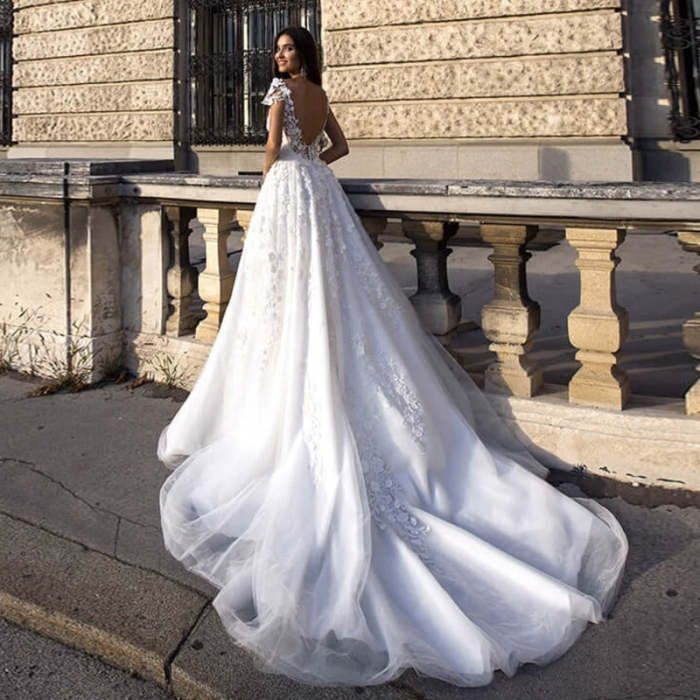 A-Line V-Neck Applique Backless Princess Bridal Gown WD1004