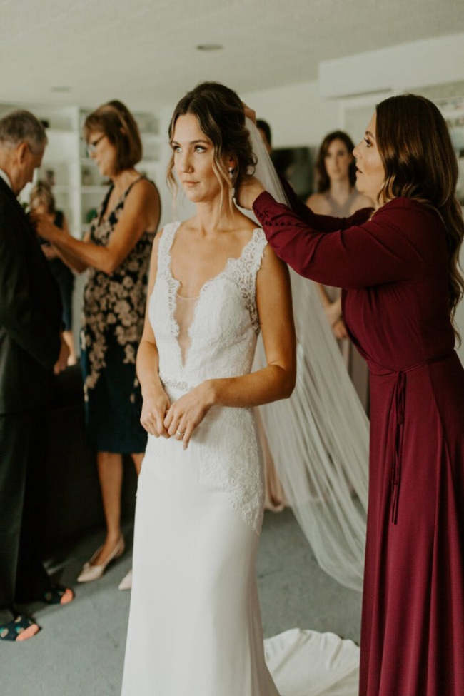 CREPE FIT & FLARE Size 6