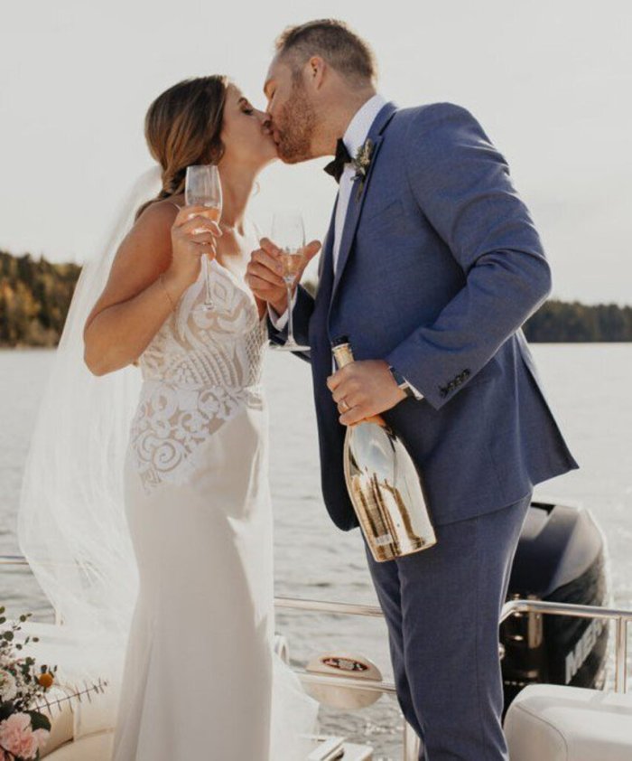 HAYLEY PAIGE CREPE SHEATH MARRAKESH BEADING KEYHOLE BACK size 10