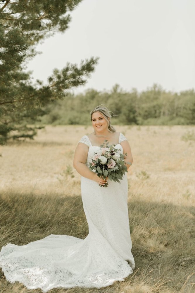 MADISON COLLECTION LACE SHEATH WITH CAP SLEEVE + CORSET BACK Size22