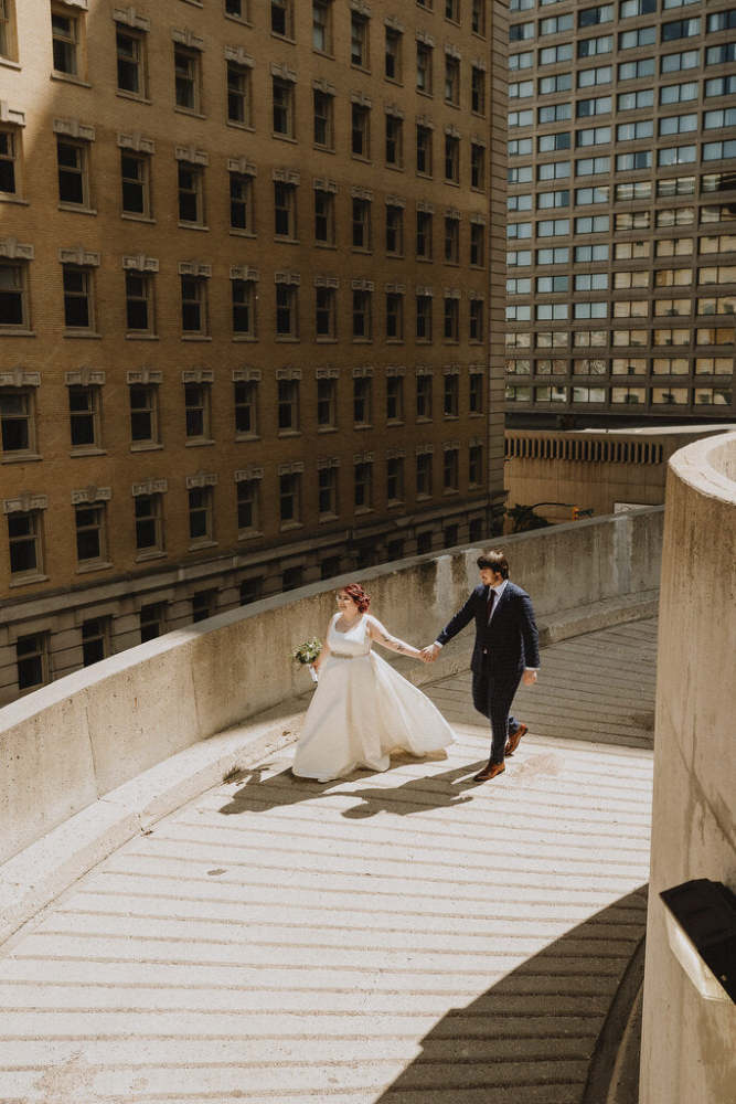 ASHLEY LAUREN Satin A-line Scoop Neck Pleated Skirt Ivory Size 16