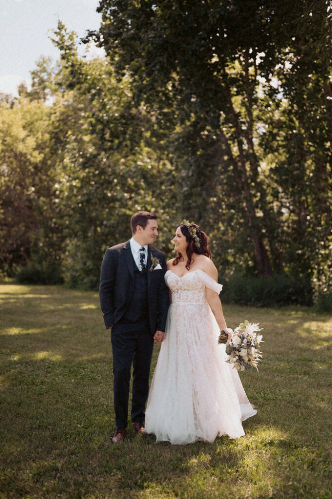 WTOO BT WATTERS Tulle Lace A-line Bustier Style Bodice Drop Sleeves Size 10