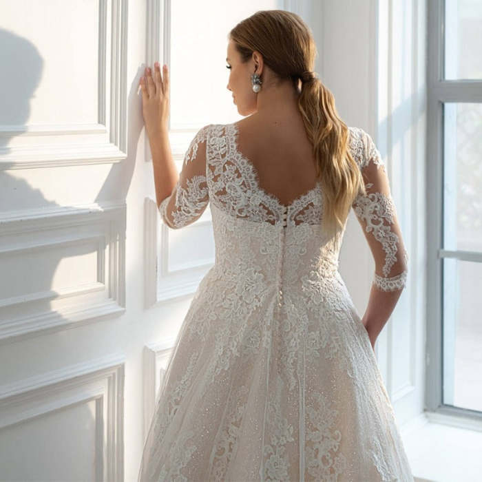 Classic A Line Half Sleeves Lace Applique Wedding Dress WD1017