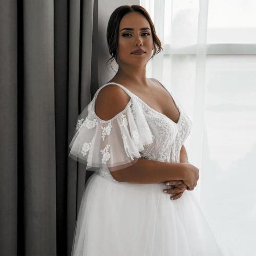 A Line Plus Size Tulle Applique Wedding Dresses WD1029