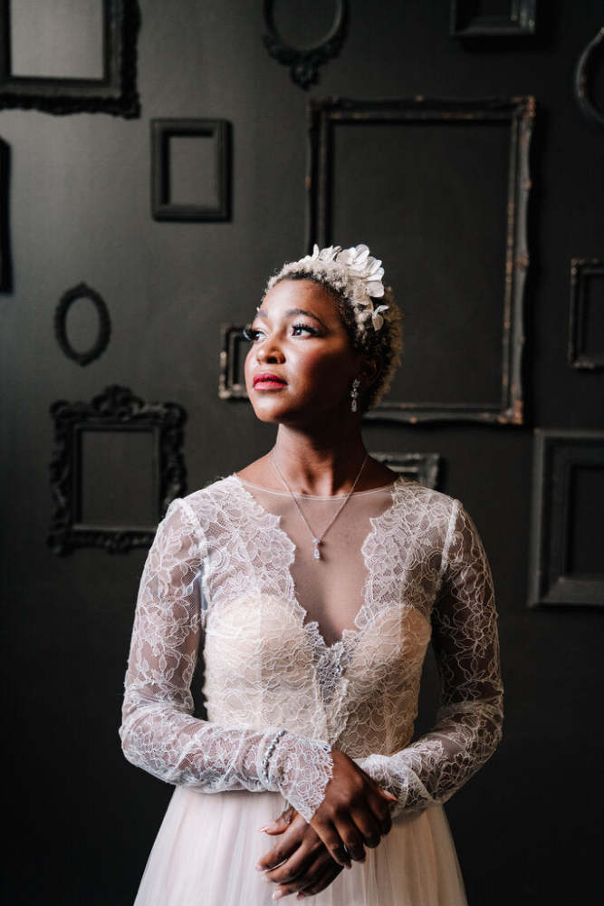 WATTERS  RUTLEDGE  Tulle A-line Ilusion Lace Sleeves size 6