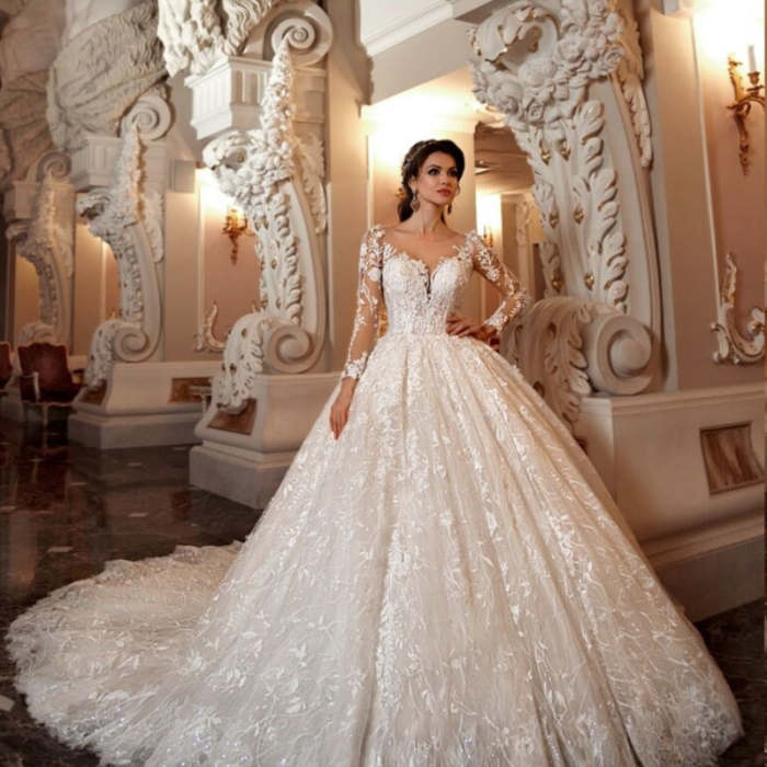 Gorgeous Lace Long Sleeve Ball Gown Wedding Dress WD1115