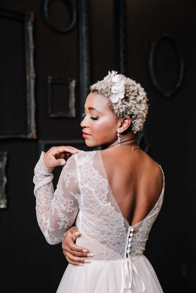 WATTERS  RUTLEDGE  Tulle A-line Ilusion Lace Sleeves size 6