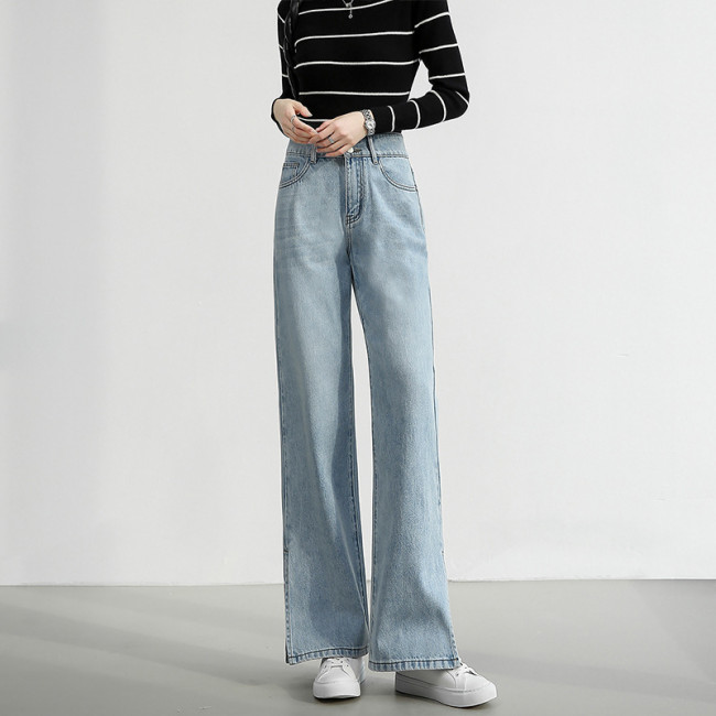 Flared wide-legged pants