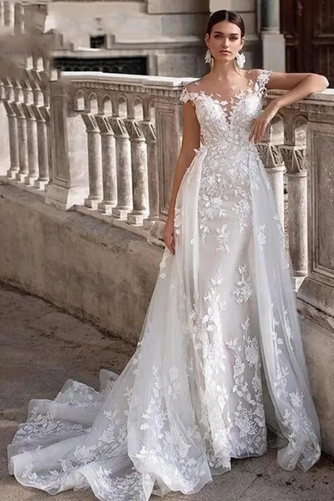 Big Lace Wedding Dresses
