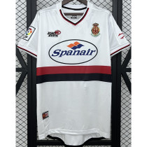 2001-2002 Mallorca White Retro Soccer Jersey (带章)