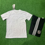 2025-26 Japan White Special Edition Kids Training (小精灵)