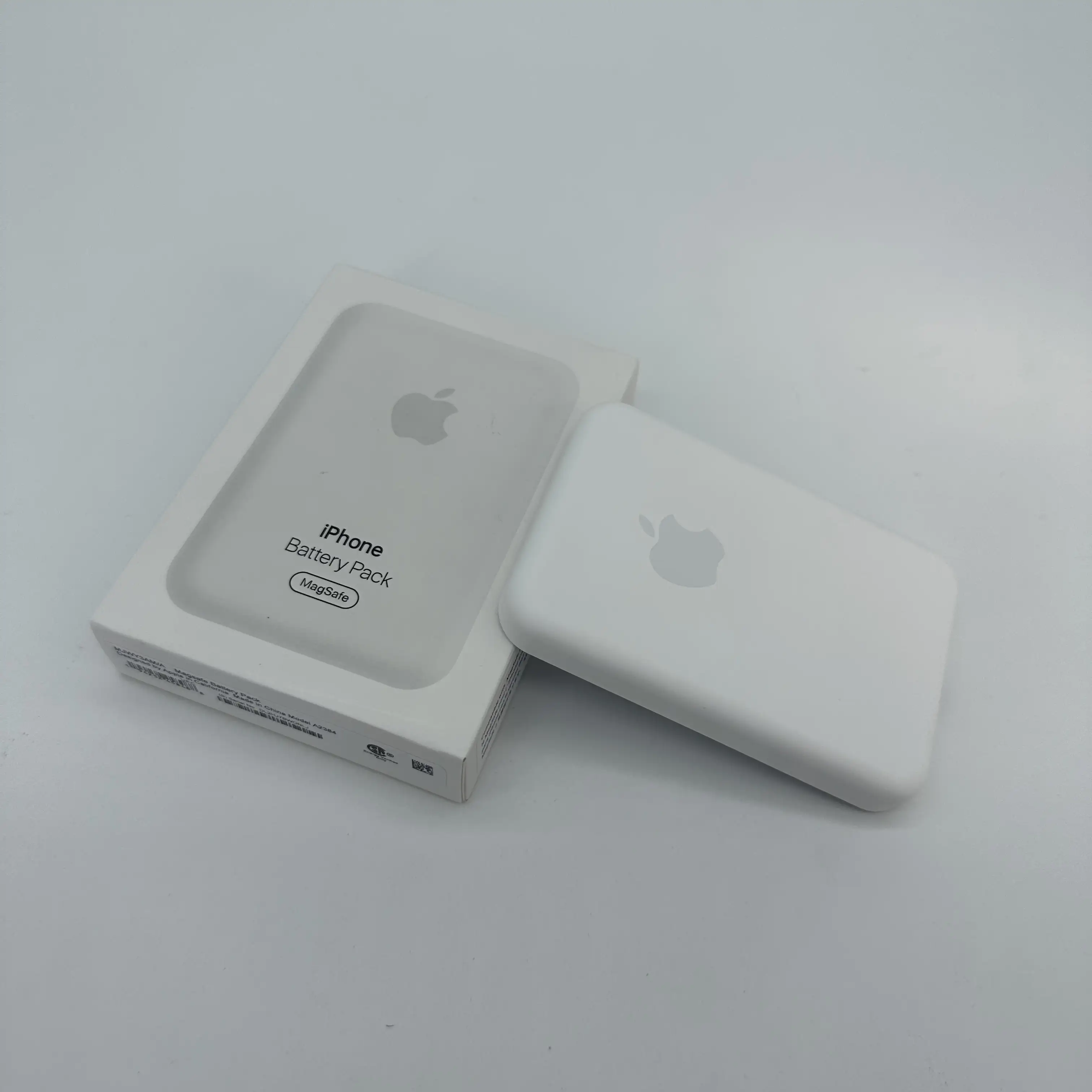 Apple MagSafe Battery Pack - White (A2384) for sale online