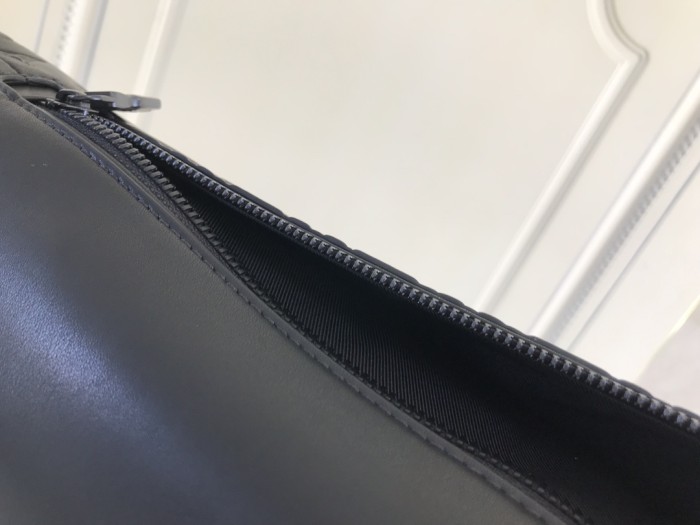 Handbag Louis Vuitton M44388 size 47.0 x 20.0 x 9.0 cm
