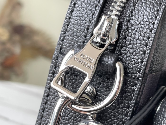 Handbag Louis Vuitton N80401 size 25 x 18.5 x 7cm